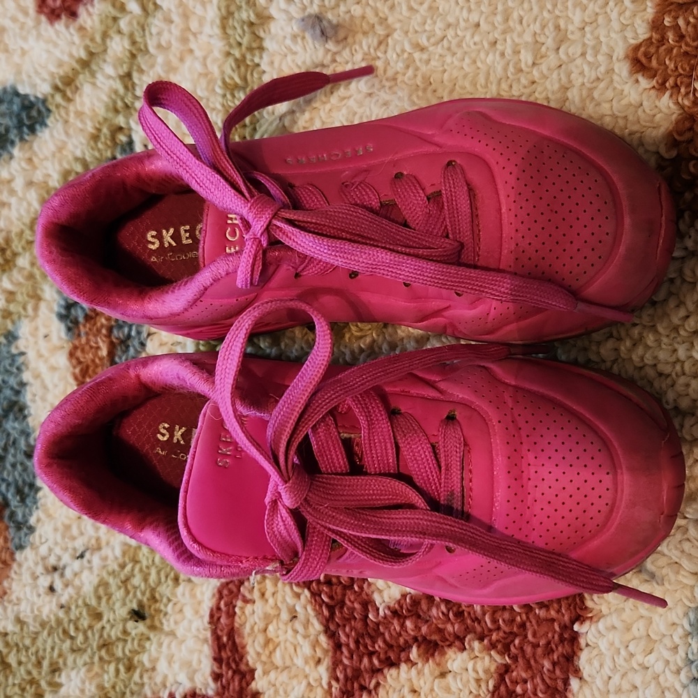 Skechers Kids' Neon Pink Street Uno Sneaker